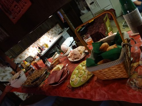 Thanksgiving dinner is ready