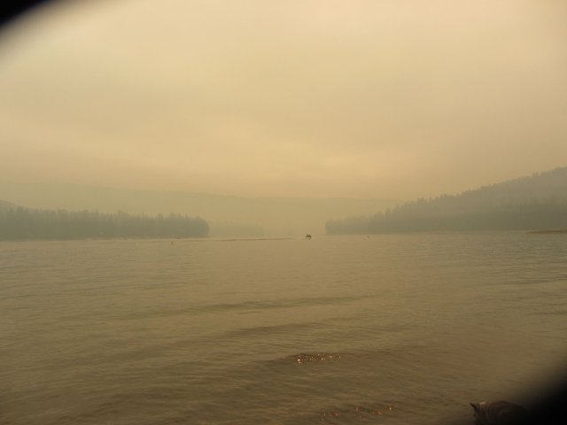Smoke from Rim fire in yosemite at Bass Lake