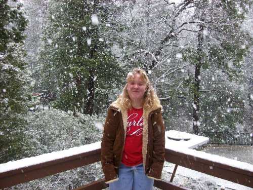 Melissa standing in the snow 