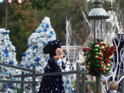 Minnie Mouse in Christmas parade 