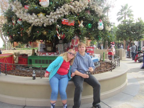 Kids by tree