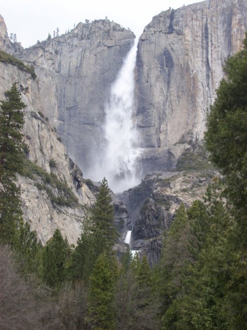 Yosemite falls 