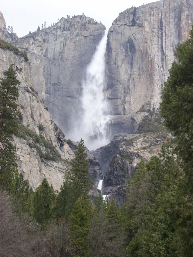 Yosemite falls 