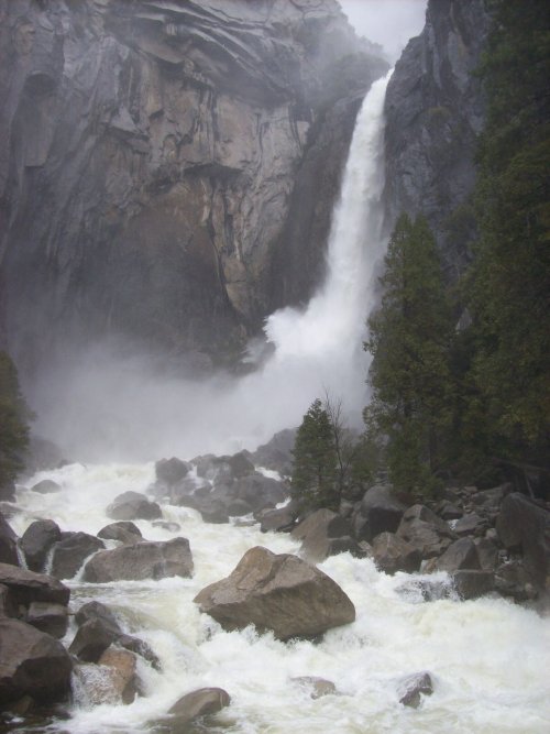 Lower Yosemite fals 