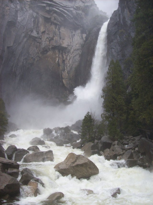 Lower Yosemite fals 