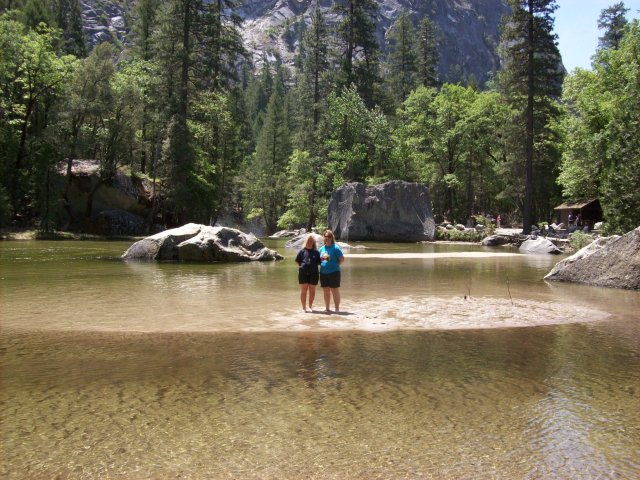 Mother & daughter in Mirror Lake 