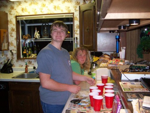 Kids coloring eggs 
