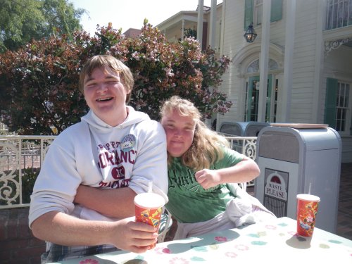 Jonny and Melissa at breakfast 