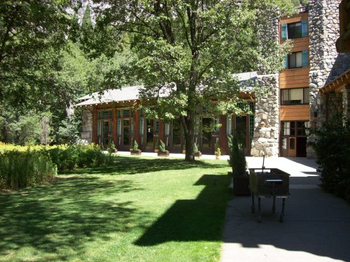 Outside view of Ahwahnee dining room 