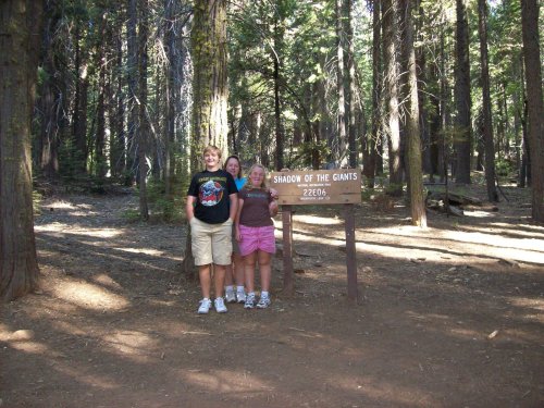 Jonny, Lori, & Melissa at Nelder Grove 