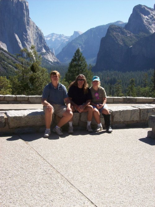 Jonny, Dad & Melissa 