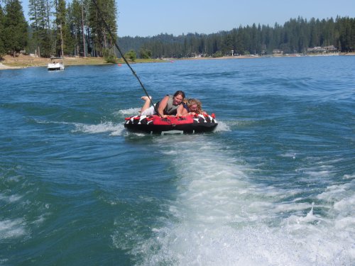 Jonny and Melissa on float 
