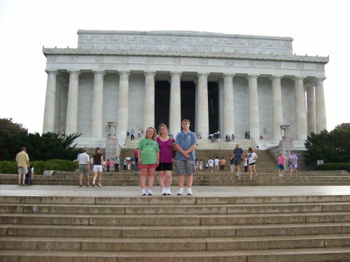 Family on steps of Lincoln Memorial 