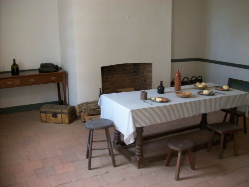 Inside servant building at Mount Vernon 