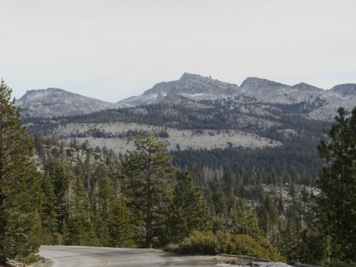 View of high country from Tioga Pass road 