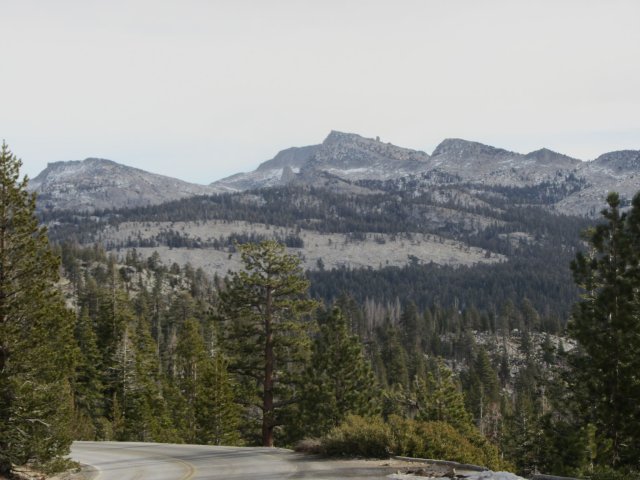 View of high country from Tioga Pass road 