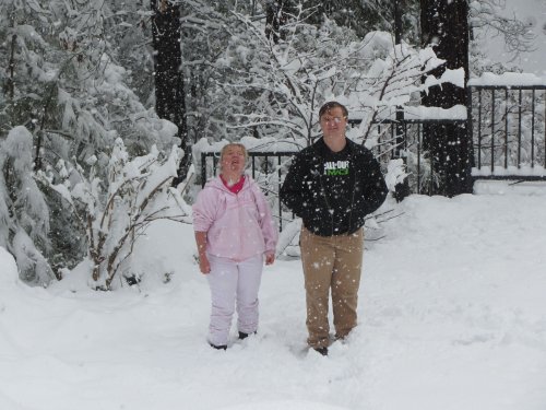 Kids catching snowflakes 