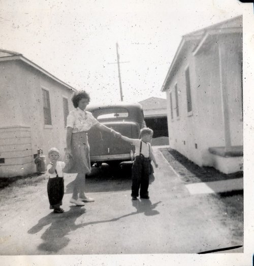 Group in upper indian cave 