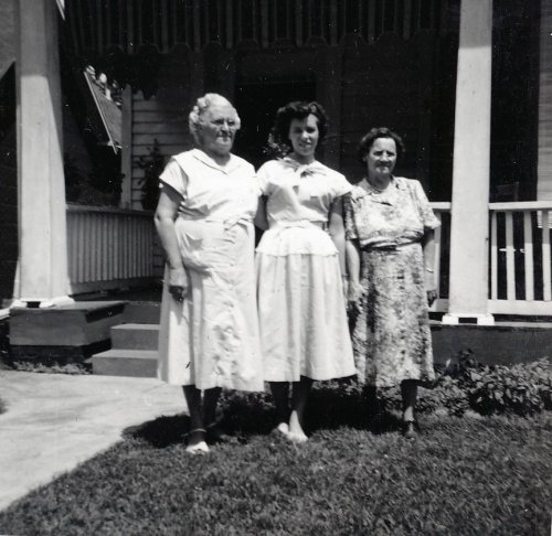 Dot, Linda, Jon & Diane 